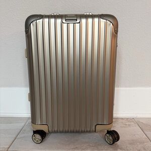 RIMOWA Original Cabin Topas Titanium Carry On Suitcase NWT